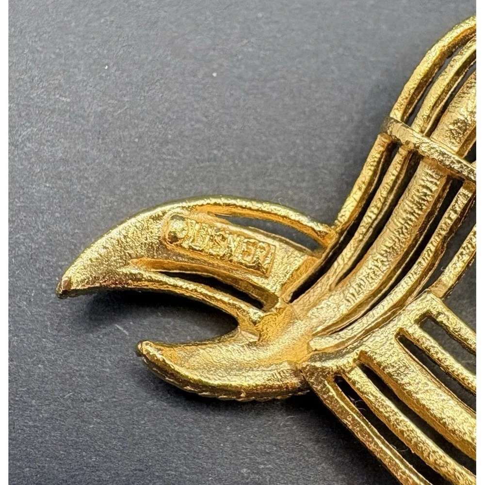 Vintage Lisner Heart Ribbon Bow Filigree Gold Tone Brooch Love Valentines‎ 1.75